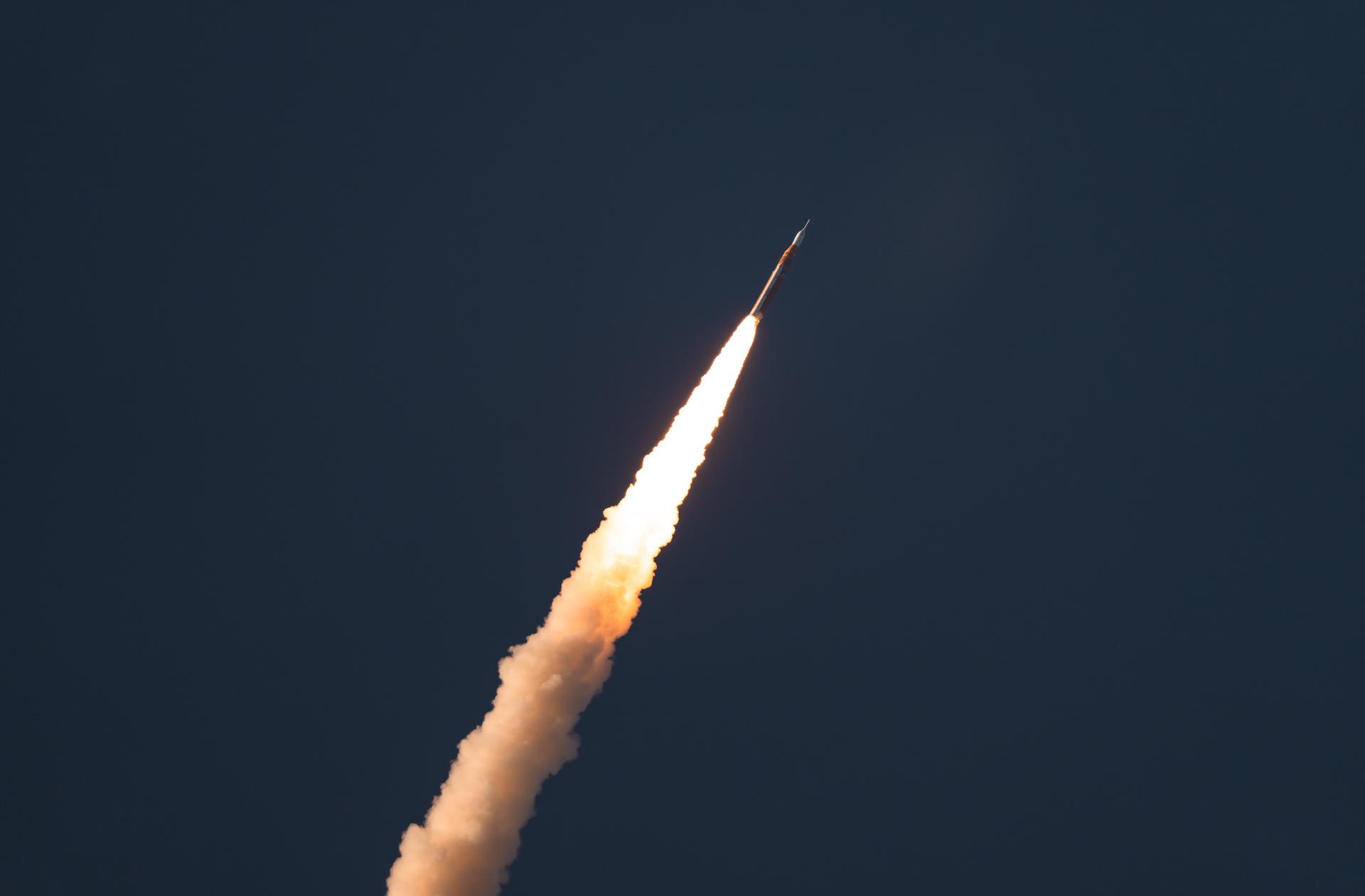 NASA’s Space Launch System rocket carrying the Orion spacecraft with NASA astronauts Reid Wiseman, commander; Victor Glover, pilot; Christina Koch, mission specialist; and CSA (Canadian Space Agency) astronaut Jeremy Hansen, mission specialist onboard launches on the Artemis II mission, Wednesday, April 1, 2026, from Launch Complex 39B at NASA’s Kennedy Space Center in Florida. NASA’s Artemis II mission will take Wiseman, Glover, Koch, and Hansen on a 10-day journey around the Moon and back aboard their Orion spacecraft. The quartet launched at 6:35 p.m. EDT, from Launch Complex 39B at the Kennedy Space Center. Photo Credit: (NASA/Steven B. Seipel)